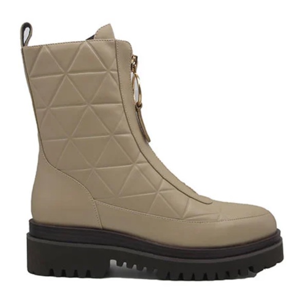 Lolacruz Women’s Zip Ankle Boots Sz 36/6 Nude Quilted